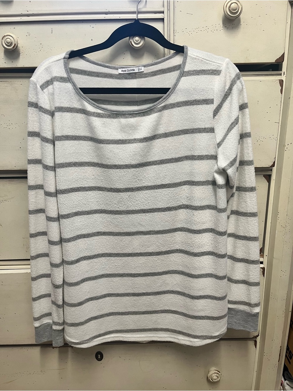 Pink Clover Striped Sof Long-Sleeve Sweater  Tee - White & Gray